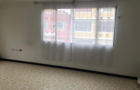 VENDEMOS AMPLIA CASA EN BARRIO SAN ANDRES