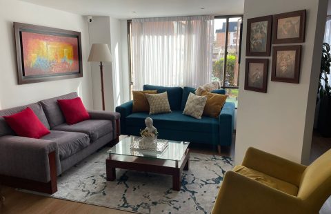 VENDEMOS HERMOSO APARTAMENTO EN CEDRITOS-(YM)